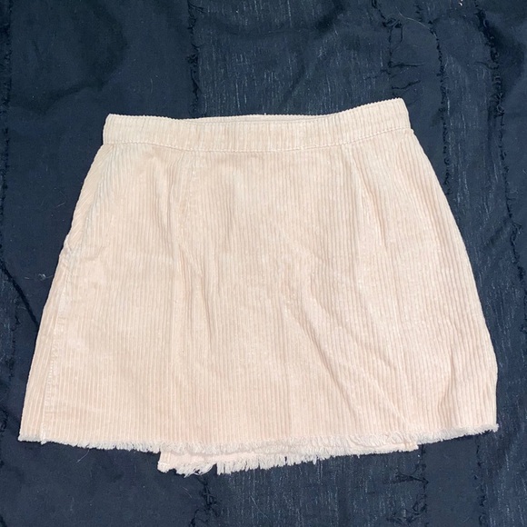 Urban Outfitters BDG Corduroy Wrap Skirt - Picture 4 of 4